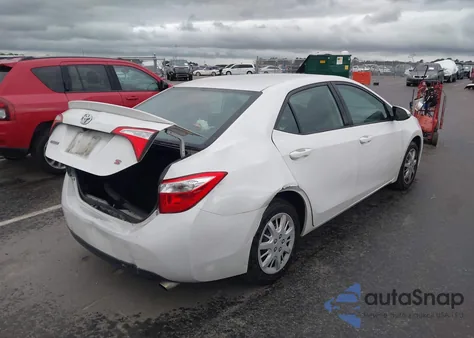 2014 Toyota Corolla S z USA, uszkodzony, nr VIN 5YFBURHEXEP142676